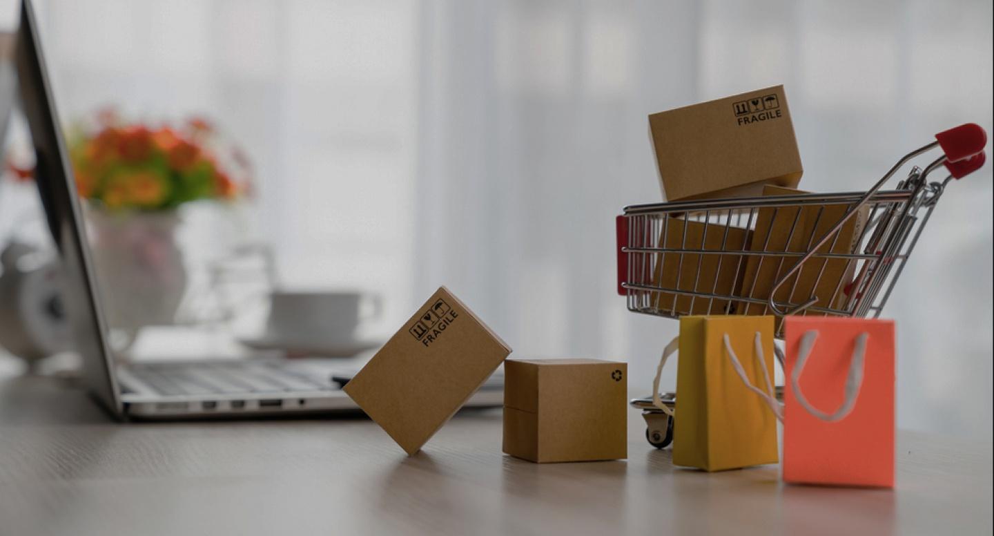 Fawkes Market: Seamless Online Shopping & Protected UK Deals